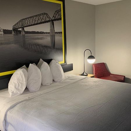Super 8 By Wyndham Kirksville-University Area Экстерьер фото