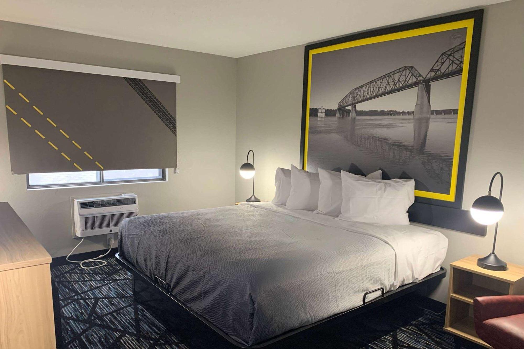 Super 8 By Wyndham Kirksville-University Area Экстерьер фото
