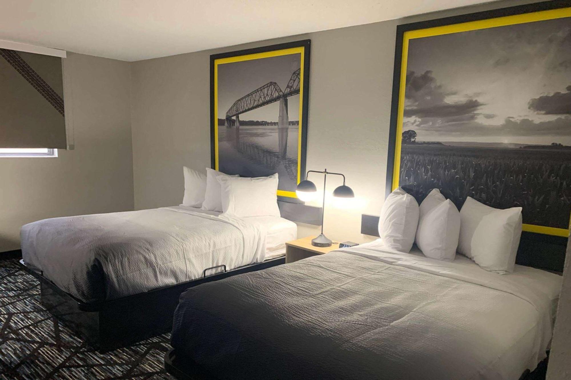 Super 8 By Wyndham Kirksville-University Area Экстерьер фото