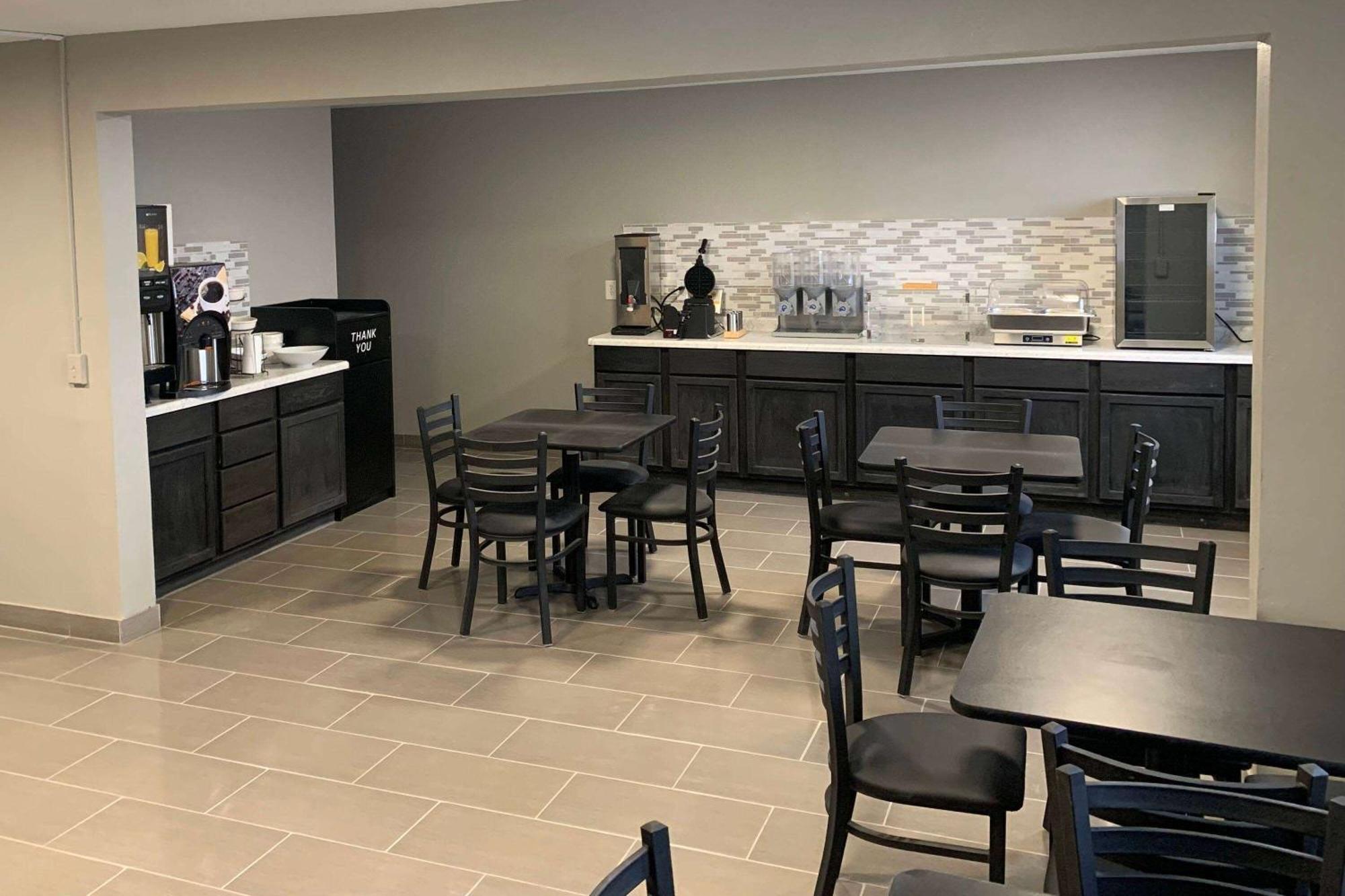 Super 8 By Wyndham Kirksville-University Area Экстерьер фото