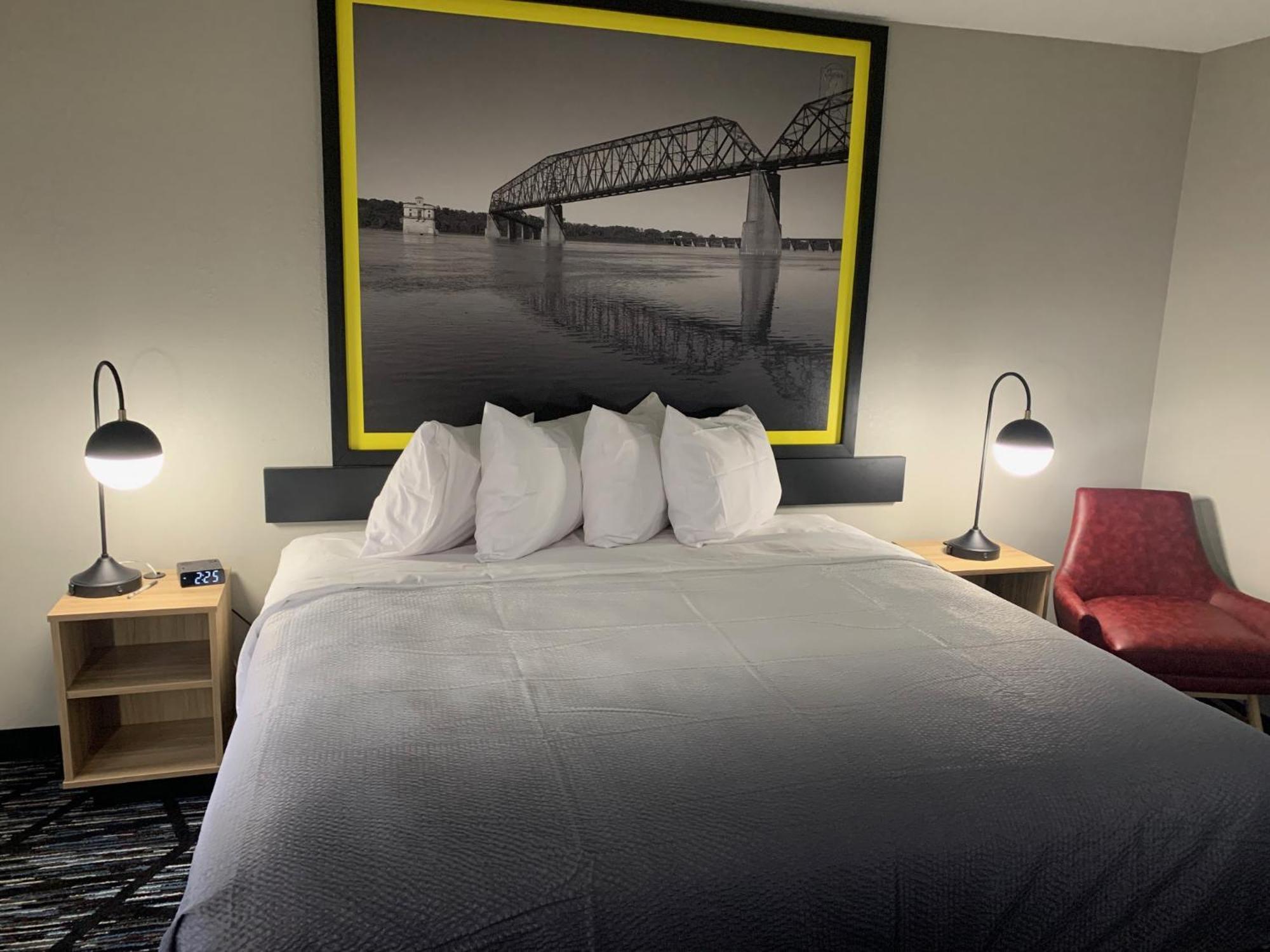 Super 8 By Wyndham Kirksville-University Area Экстерьер фото