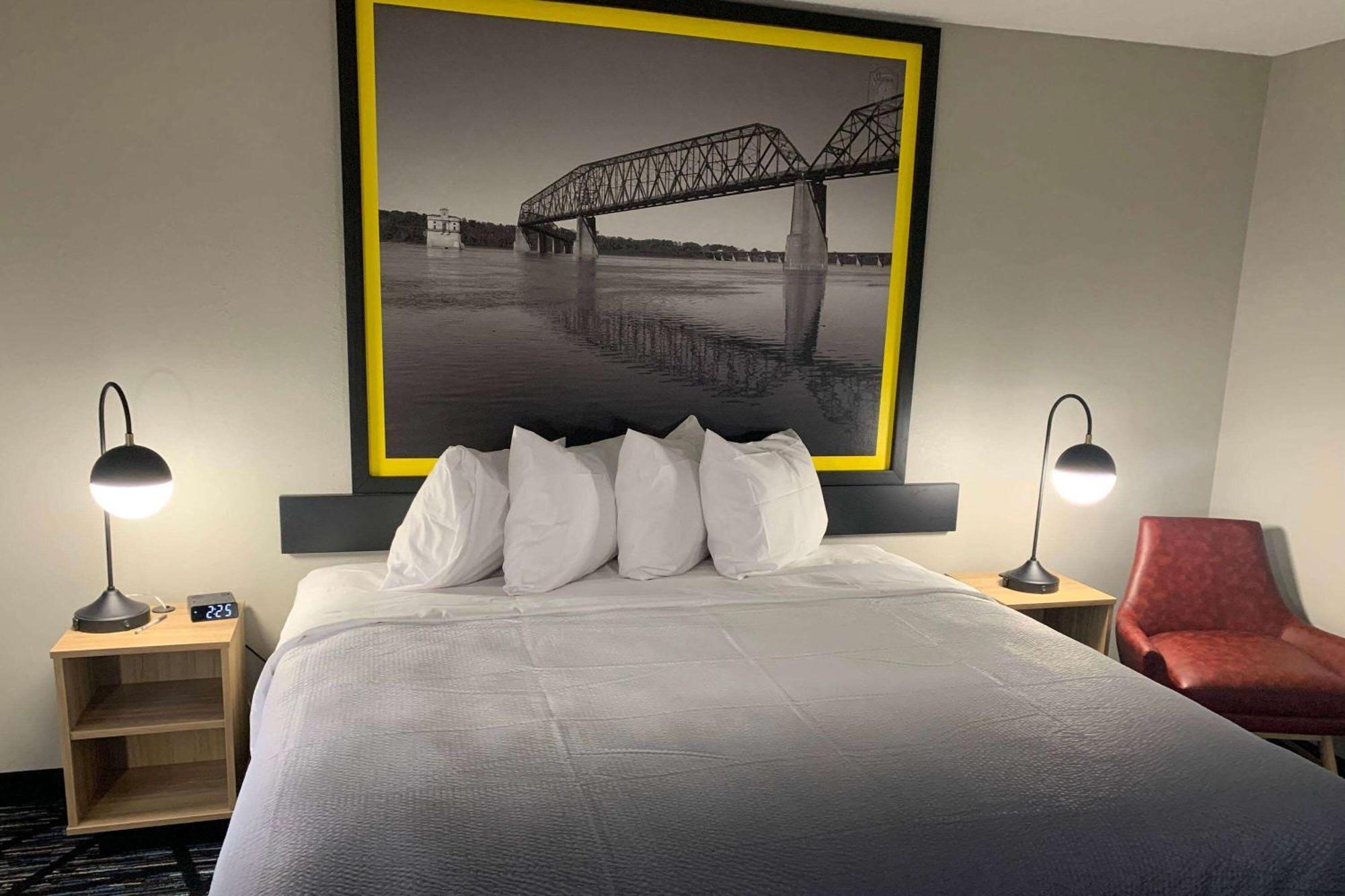 Super 8 By Wyndham Kirksville-University Area Экстерьер фото