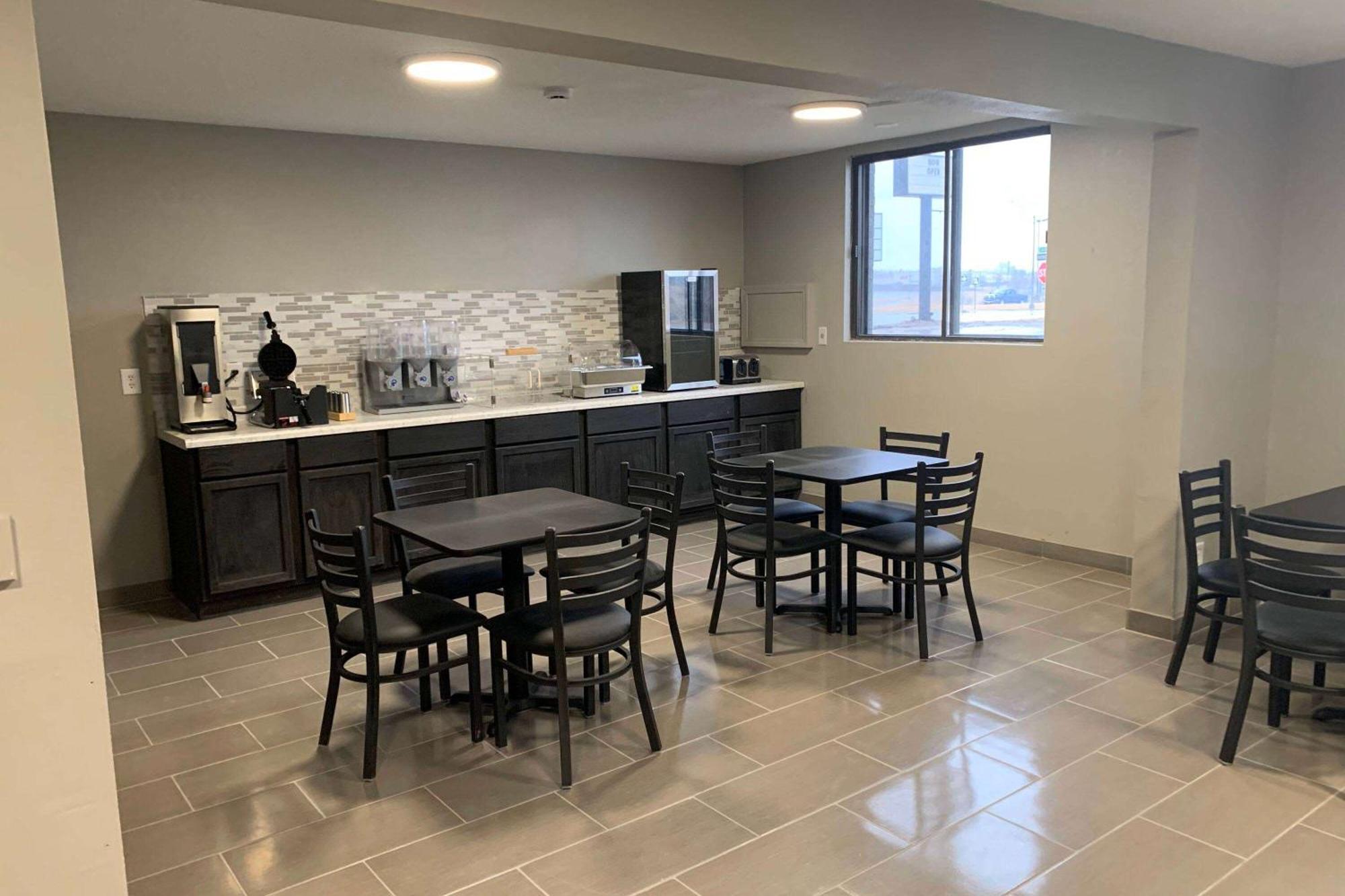 Super 8 By Wyndham Kirksville-University Area Экстерьер фото