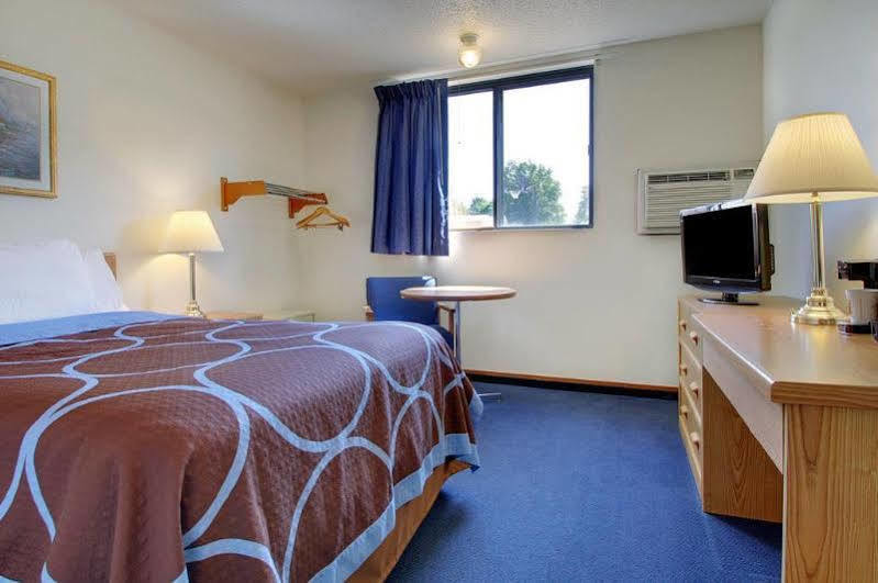 Super 8 By Wyndham Kirksville-University Area Экстерьер фото